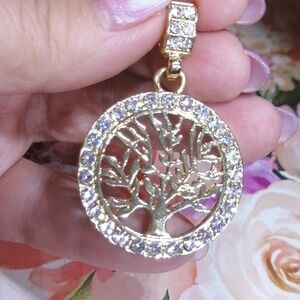 Elegant Gold Tone Tree of Life Pendant wuth Sparkling Crystals
